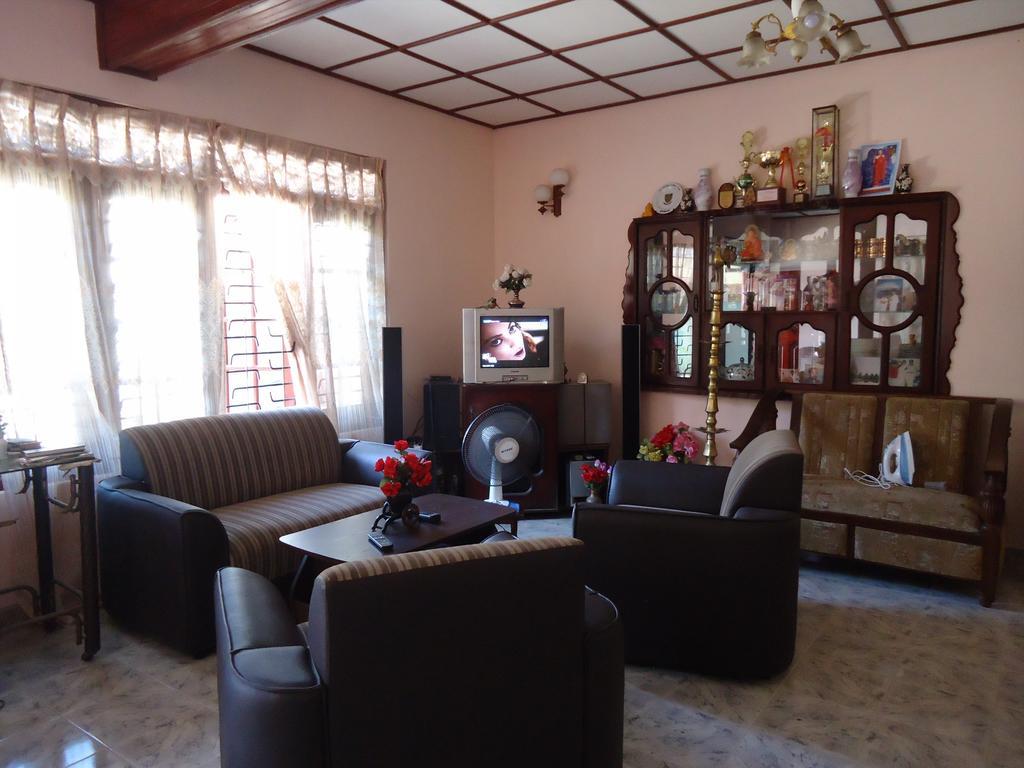 Отель Hector House Велигама Экстерьер фото